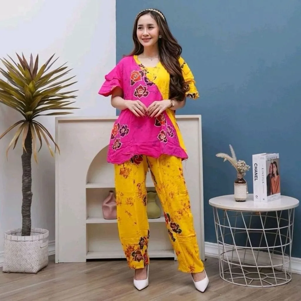 Setelan Celana Panjang Zura Kimono  Batik Putri Laila