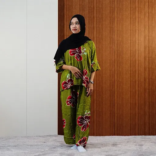 Varian Hijau Iris