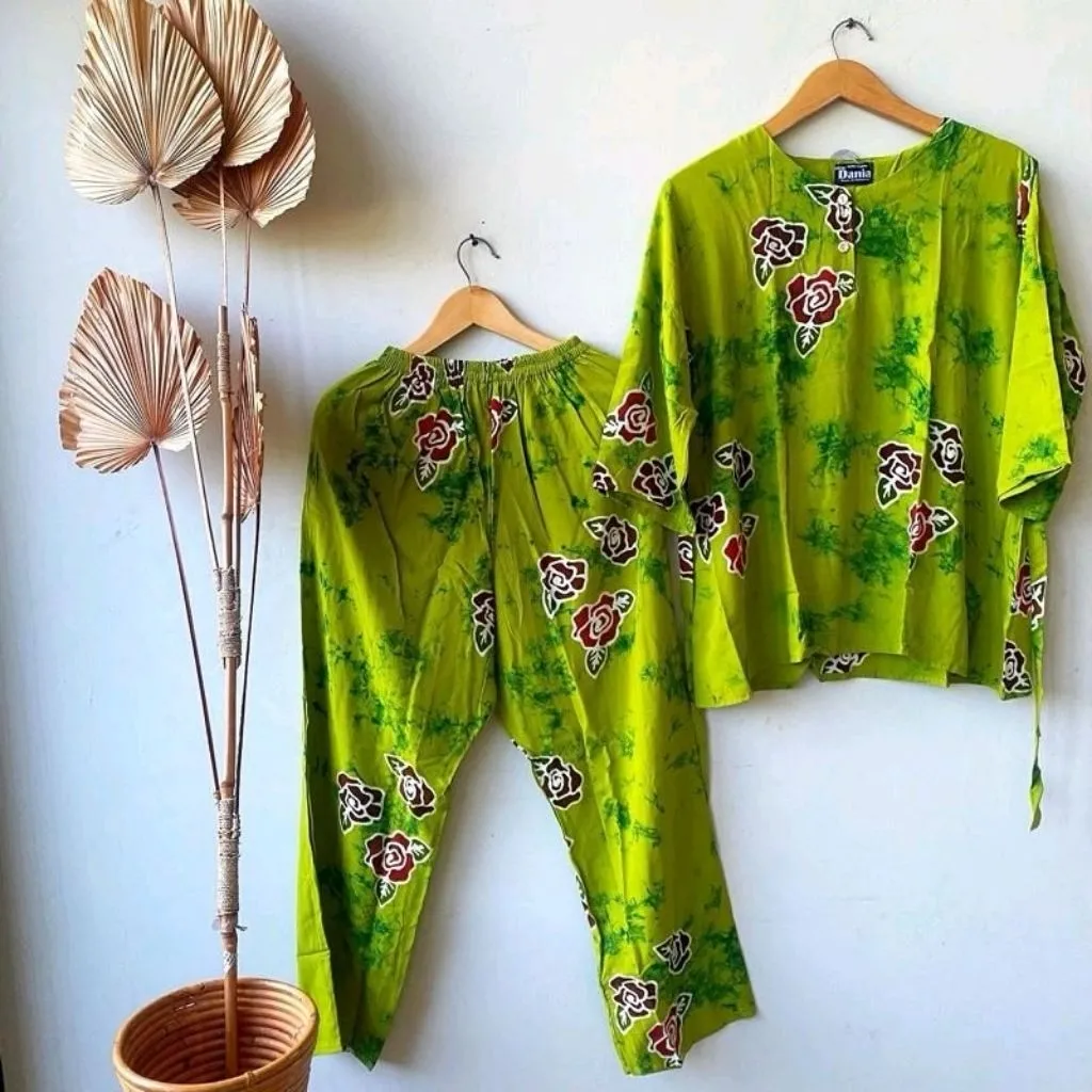 Varian Hijau Mawar Kecil