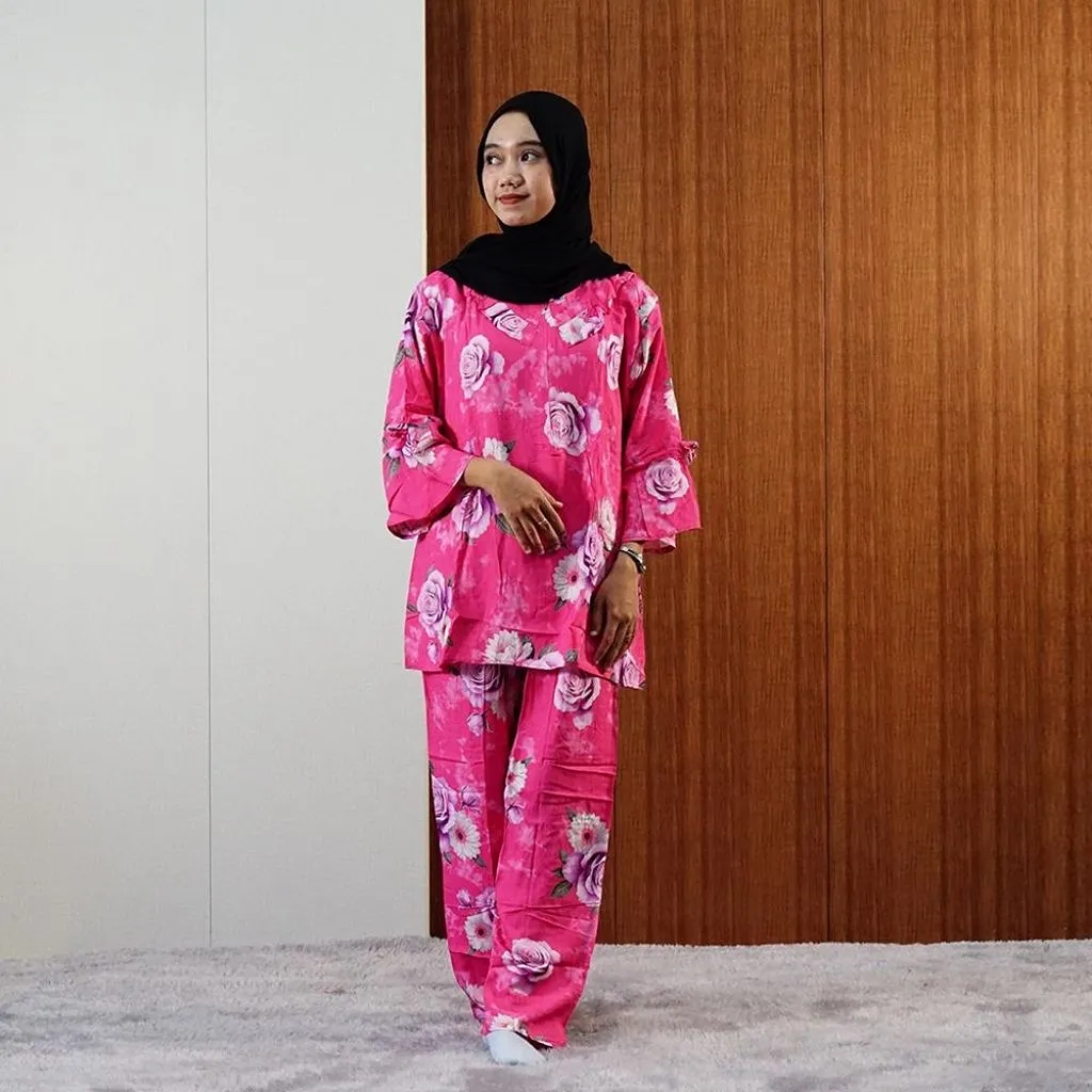 Varian Pink Mawar 3D