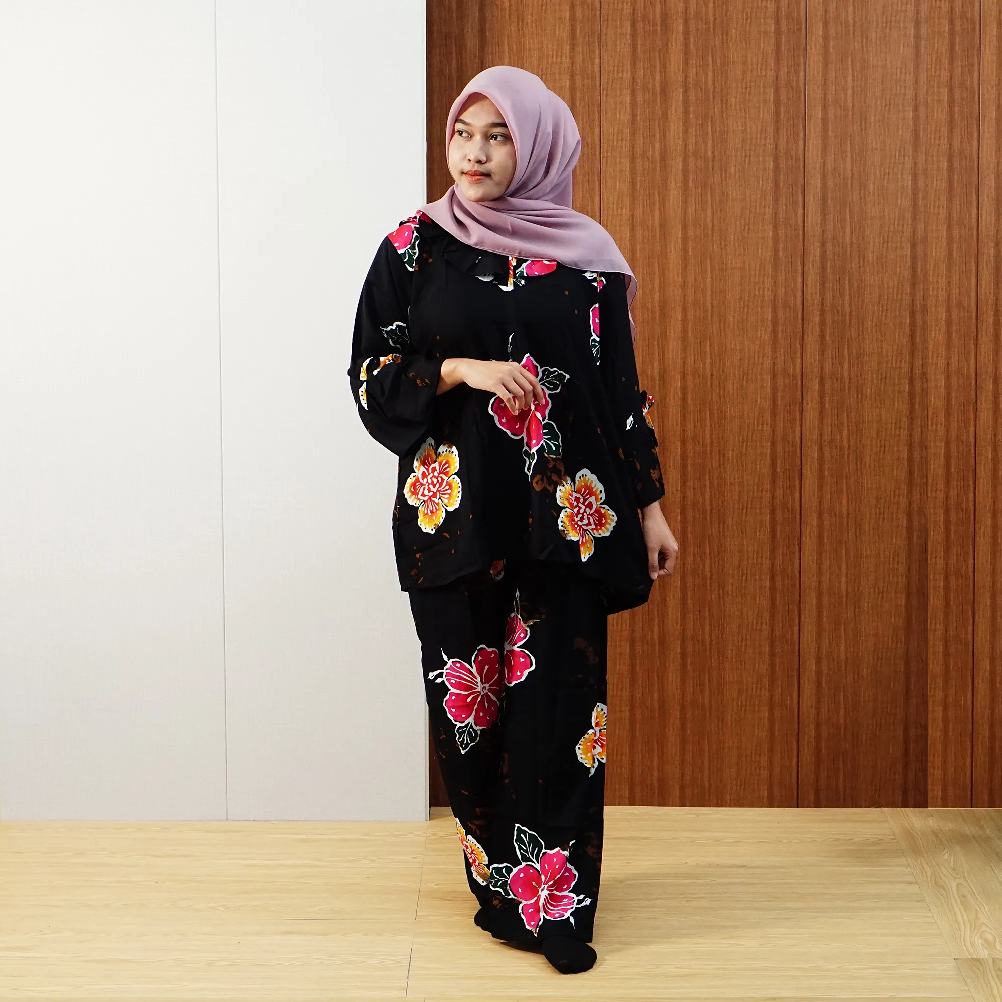 Varian Hitam Lily